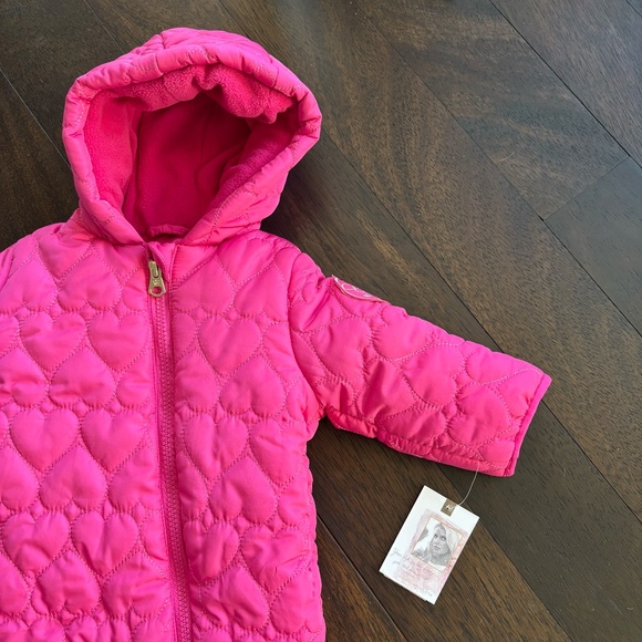 NWT Jessica Simpson Fuchsia Pink Quilted Hearts Pram 3-6 Snowsuit Winter Hooded - Picture 3 of 6
